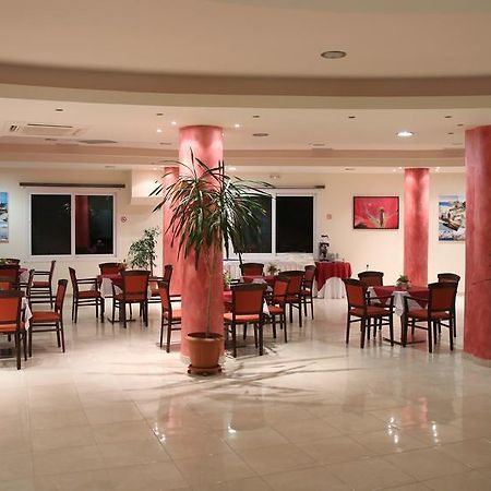 Hotel Sea Breeze Sitía Extérieur photo