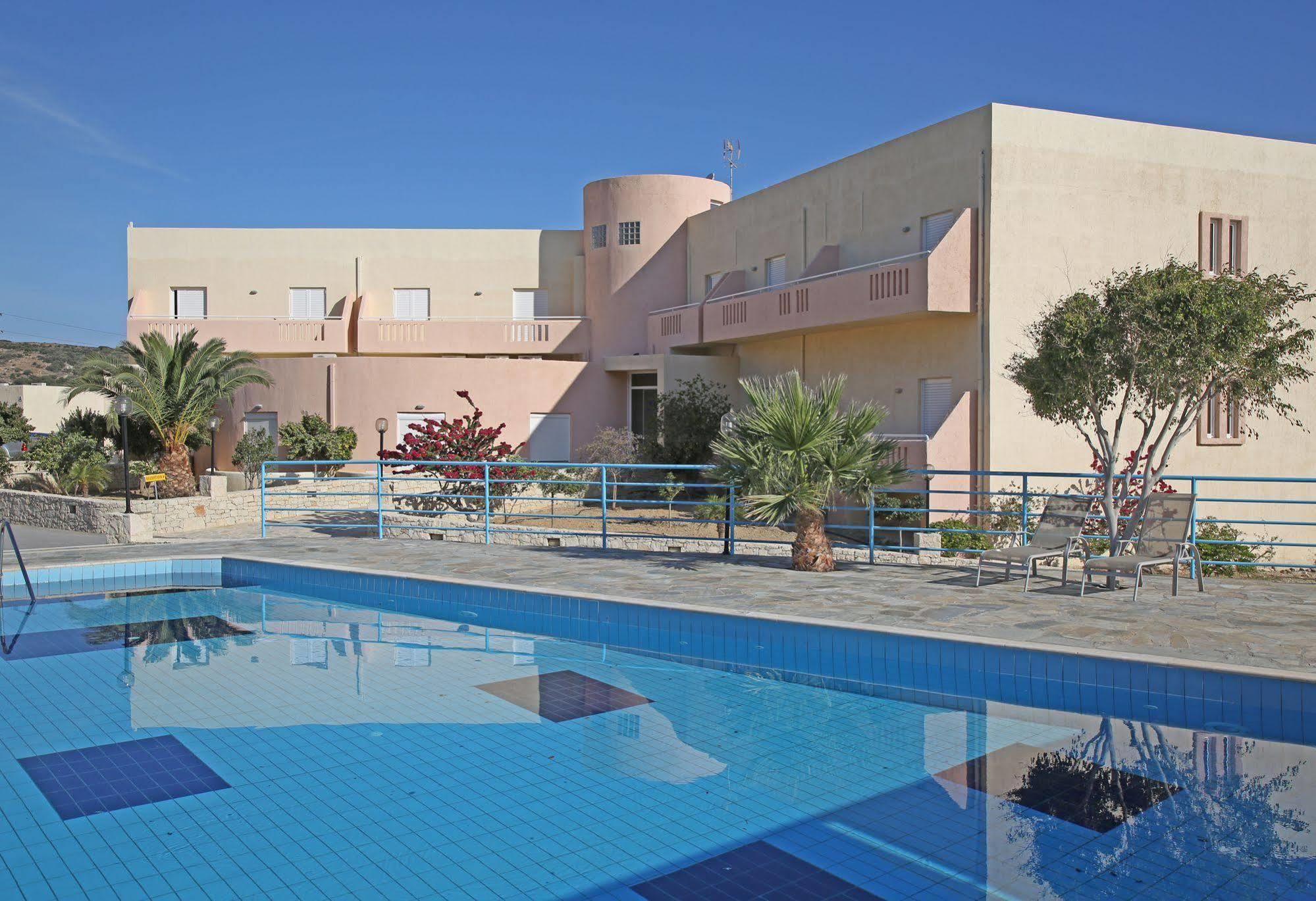 Hotel Sea Breeze Sitía Extérieur photo